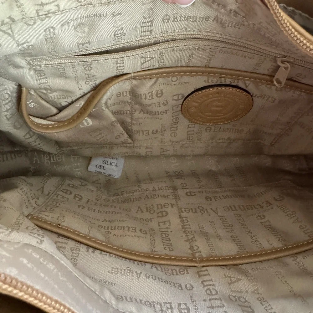 Vintage Etienne Aigner Leather Hobo Shoulder Bag Camel Old Money‎ Preppy Buckle
